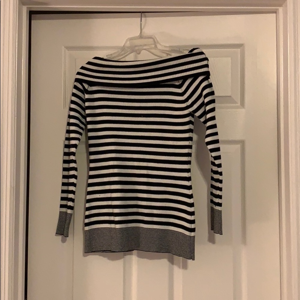 🍁🍂Striped Off the Shoulder Sweater🍂🍁